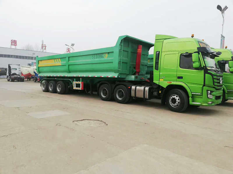 后翻自卸半掛車(chē)